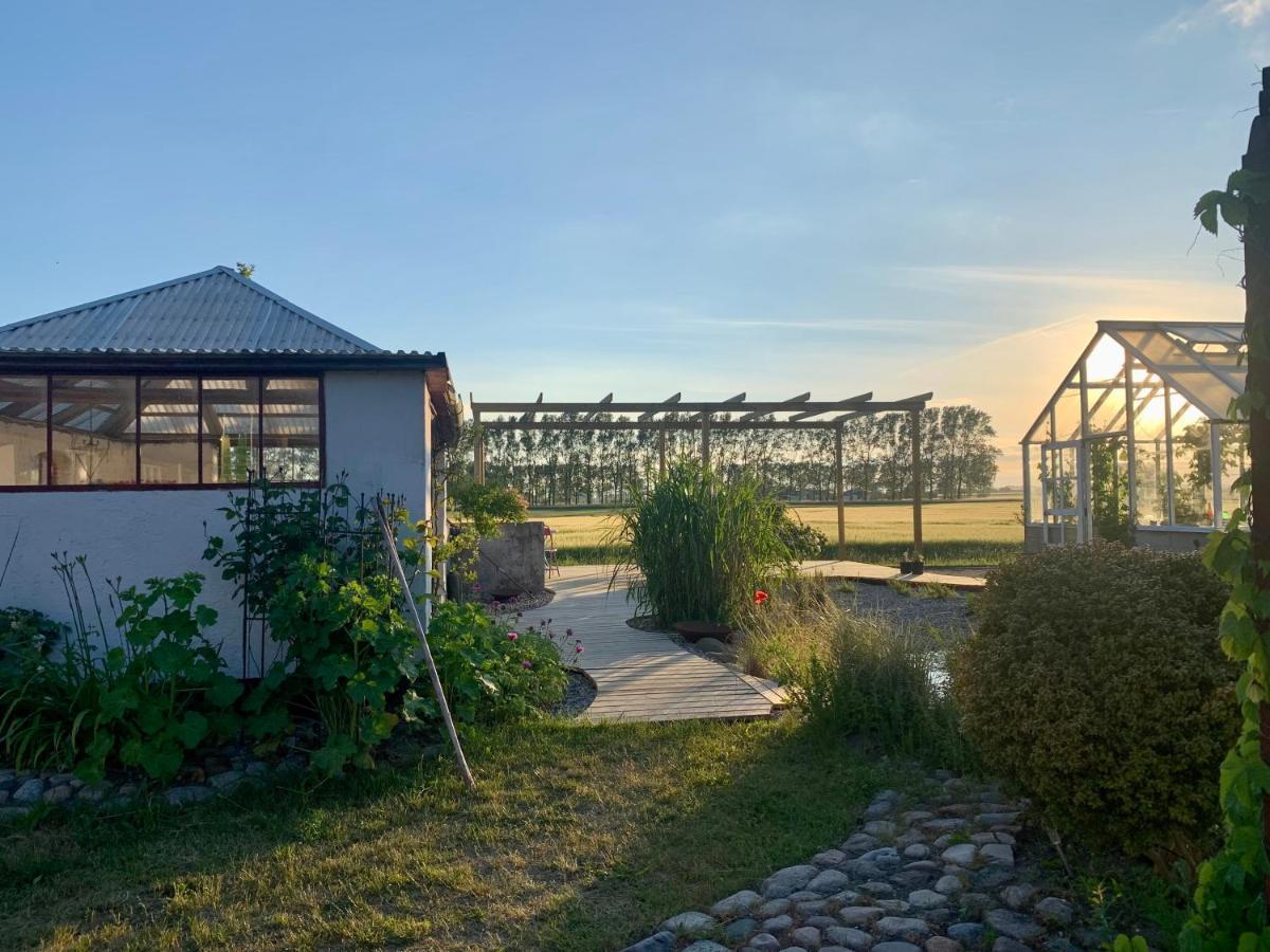Strandbadsgarden B&B Loderup Exterior photo